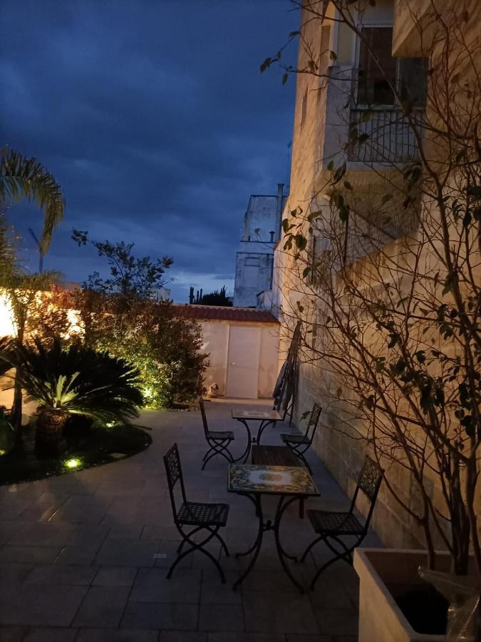 莱切Il Giardino Della Scuncerta住宿加早餐旅馆 外观 照片