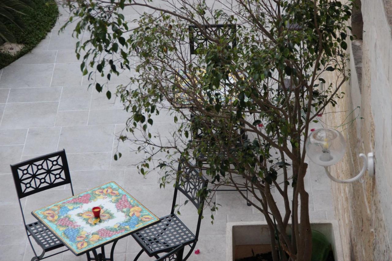 莱切Il Giardino Della Scuncerta住宿加早餐旅馆 外观 照片